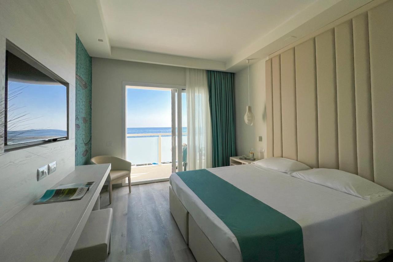 Hotel Rex Livorno Esterno foto
