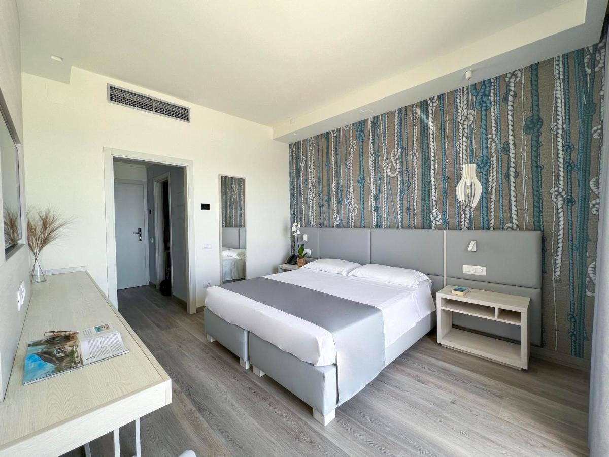 Hotel Rex Livorno Esterno foto