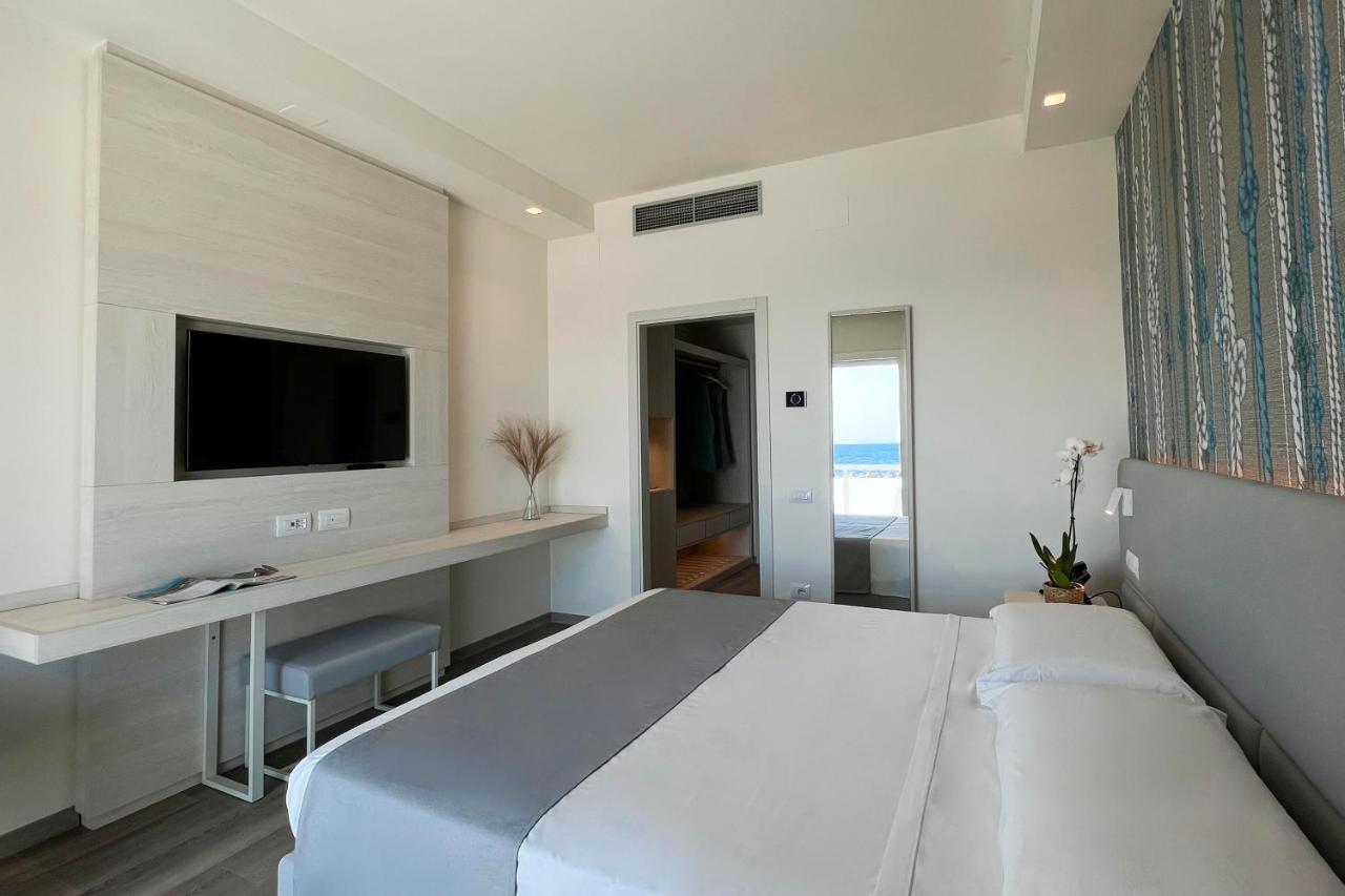Hotel Rex Livorno Esterno foto