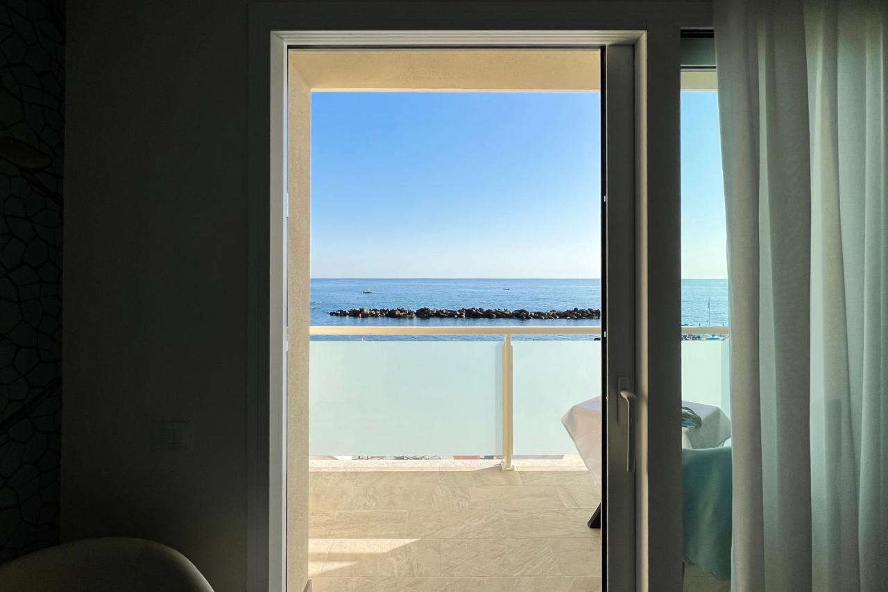 Hotel Rex Livorno Esterno foto