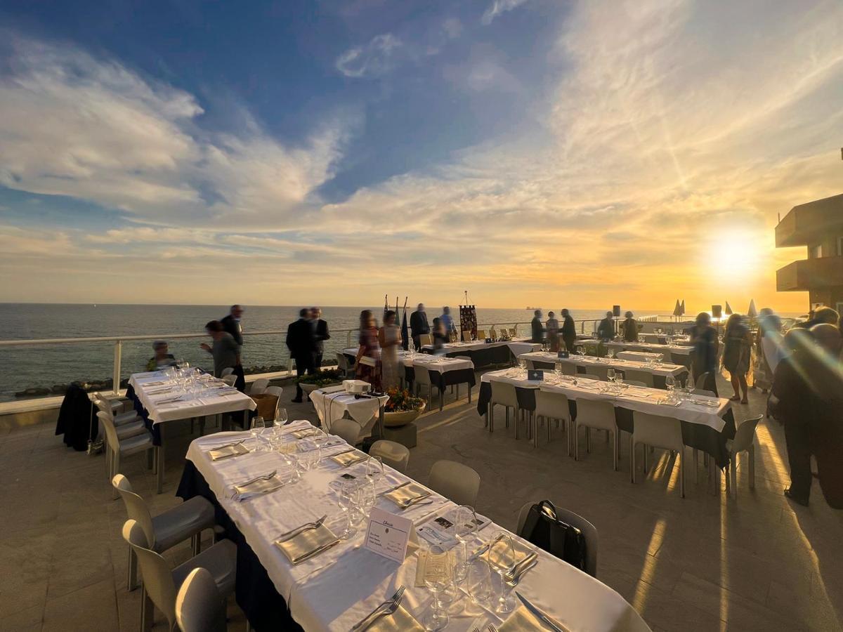 Hotel Rex Livorno Esterno foto