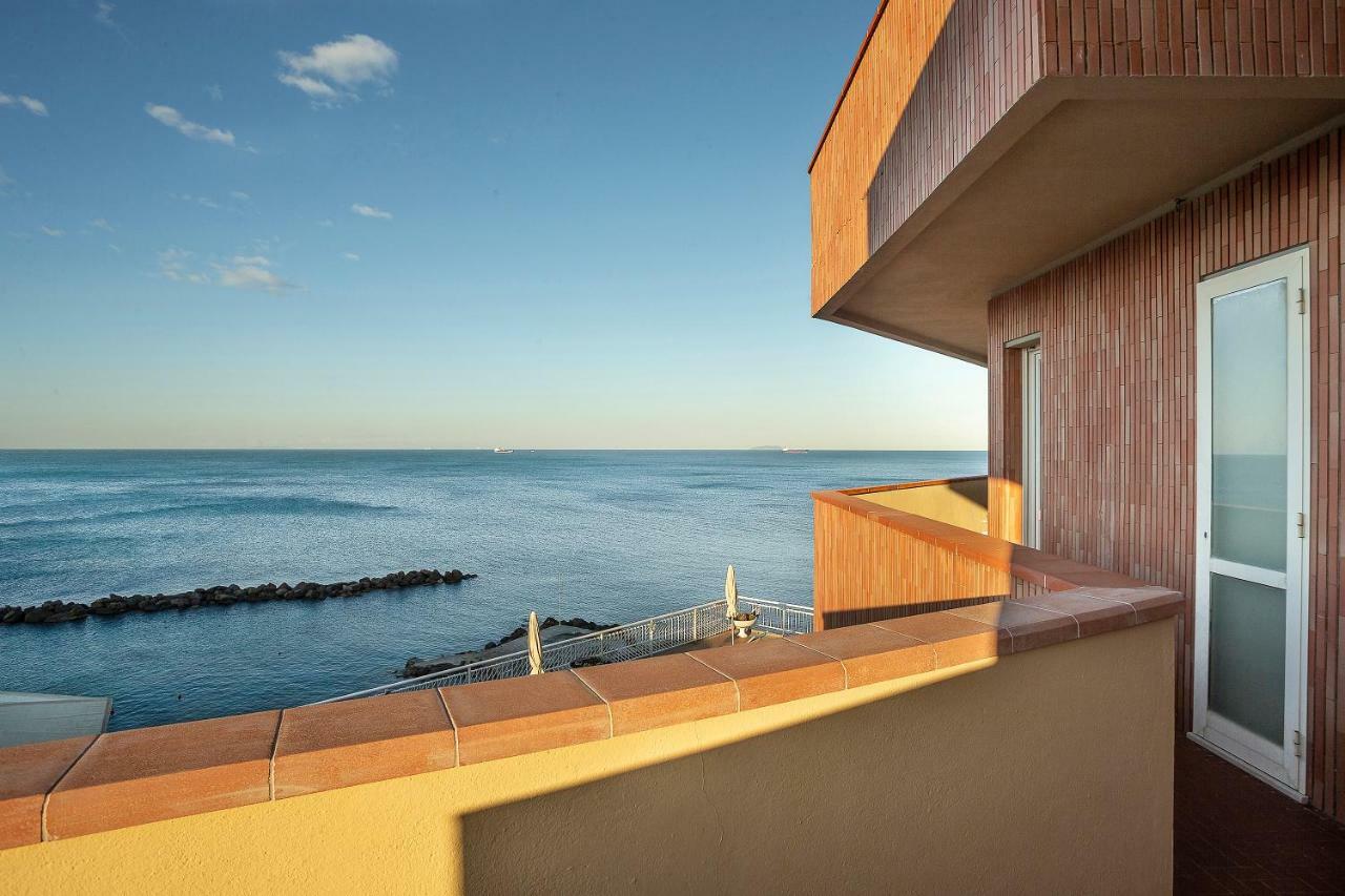 Hotel Rex Livorno Esterno foto